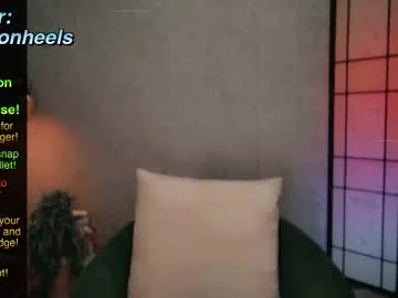 hell_on_heels_ – webcam model profile photo