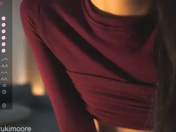 lilianbierly – webcam model profile photo