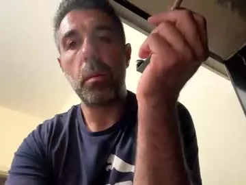 pierotu – webcam model profile photo