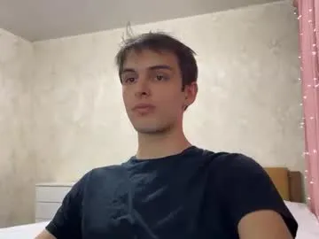 redbullshine – webcam model profile photo