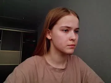 taiti_fox_cub – webcam model profile photo