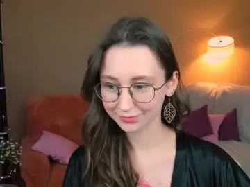 yourlovelystoryy's Thumb Image